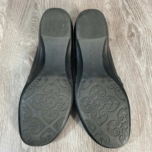 Clarks Black Leather Slip On Loafers Buckle Strap 8.5M - Picture 8 of 16